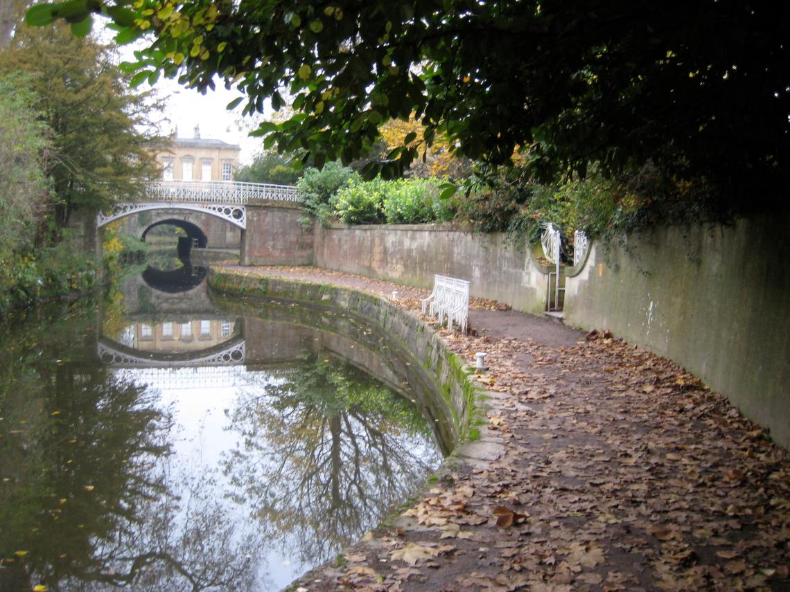 canal sydney gardens gate