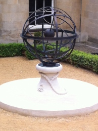 A closer view of the sphere.